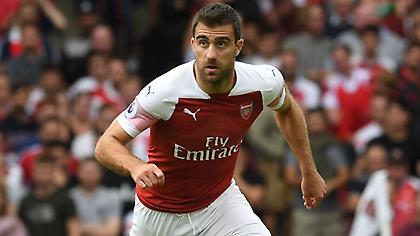 Έτοιμος και παίζει με Μπάτε ο Σωκράτης