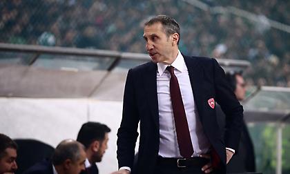 Μπλατ: «Είμαι 100% με τη διοίκηση του Ολυμπιακού»