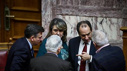 Ψηφίστηκε στη Βουλή το νέο σύστημα αδειών οδήγησης