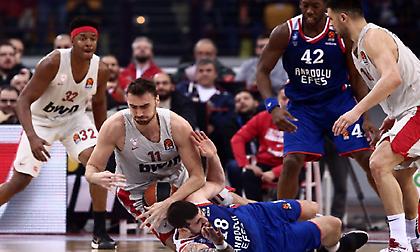 Ανάκαμψη από το… γήπεδό του