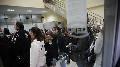 ΟΑΕΔ: Άνοδος στον αριθμό των ανέργων τον Ιανουάριο που αυξήθηκε ο κατώτατος μισθός