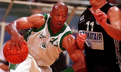 Μπάιρον Σκοτ: «Οι Λέικερς πρέπει να παίζουν κάθε βράδυ σαν να είναι το τελευταίο!»