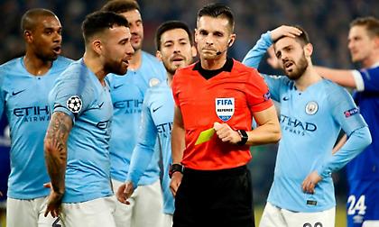 Για γέλια το VAR στο Σάλκε-Σίτι: Δεν λειτουργούσαν οι οθόνες στο γήπεδο!