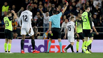 Ένα... δάγκωμα και πρόκριση η «νυχτερίδα»