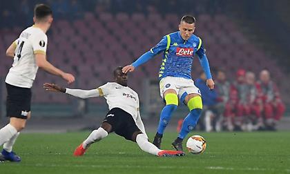 Πέρασε με… νταμπλ η Νάπολι!