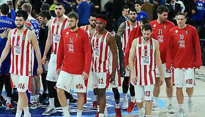 «Το ηχητικό φταίει για όλα - Άνω-κάτω τα αποδυτήρια του Ολυμπιακού»