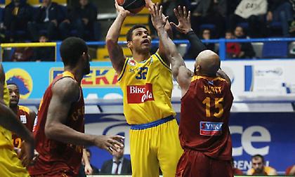 Χαμόγελα για Χάροου στο Περιστέρι στη φιλική νίκη επί του Ρεθύμνου