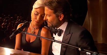 Lady Gaga και Μπράντλει Κούπερ «μάγεψαν» με το Οσκαρικό Shallow (video)