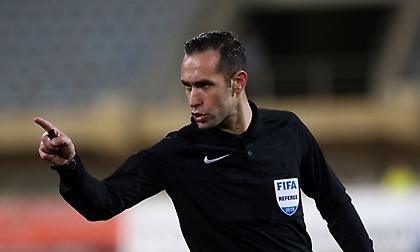 Ο Παπαπέτρου στο ΑΕΚ-Ατρόμητος, ο Σκουλάς στο ΠΑΟΚ-Πανιώνιος