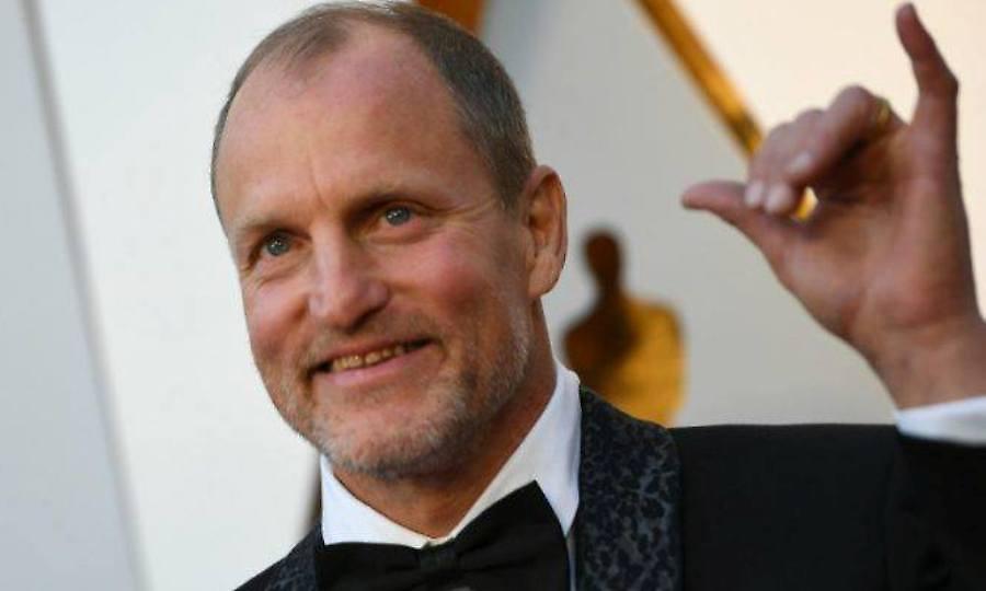 Γούντι Χάρελσον: Ο γιος ενός πληρωμένου δολοφόνου τώρα δικαιώνεται