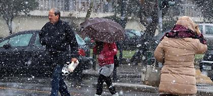 Βροχές και παγετός σήμερα - Άνεμοι έως 8 μποφόρ