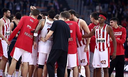 Γεύμα συσπείρωσης στον Ολυμπιακό από Αγγελόπουλους