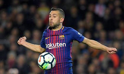 Ζόρντι Άλμπα: «Το να συγκρίνουμε Βινίσιους-Μέσι δεν βοηθά κανέναν»