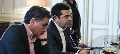 Σε κίνδυνο η οικονομία λόγω προεκλογικών παροχών-Αδιαφορεί η κυβέρνηση