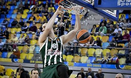 Παπαγιάννης: Κυριάρχησε στην ρακέτα σε μία βραδιά γεμάτη… ρεκόρ! (video)