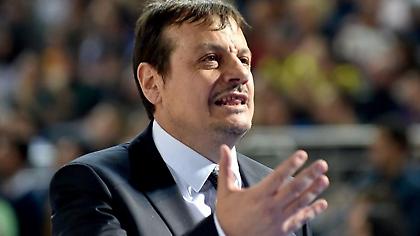 Καταγγέλλει υβριστικές επιθέσεις από οπαδούς της Φενέρ ο Αταμάν