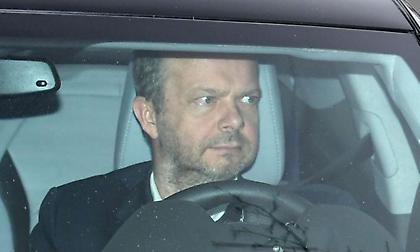 Επίσκεψη Γούντγουορντ στην προπόνηση της Γιουνάιτεντ με φόντο… Σόλσκιερ-Ντε Χέα