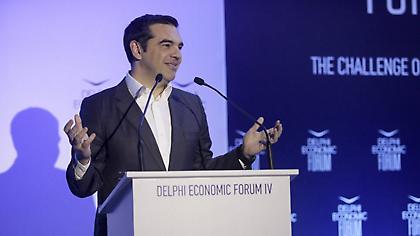 Τσίπρας: «Θα είμαι ο πρώτος Έλληνας πρωθυπουργός που θα επισκεφθεί επισήμως τα Σκόπια»