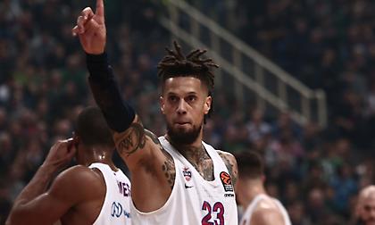 Χάκετ: «Πιστεύετε θα απέρριπτα τον Ολυμπιακό;»