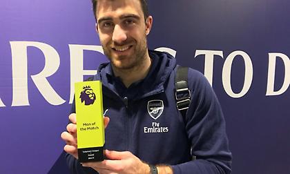 Κορυφαίος στο ντέρμπι του Λονδίνου ο Σωκράτης (pic)