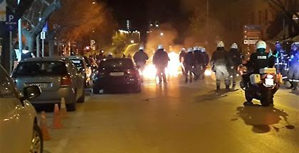 Επίθεση σε διμοιρία των ΜΑΤ στη Θεσσαλονίκη