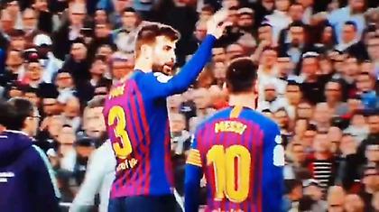 Η χειρονομία του Πικέ προκάλεσε τους οπαδούς της Ρεάλ (video)