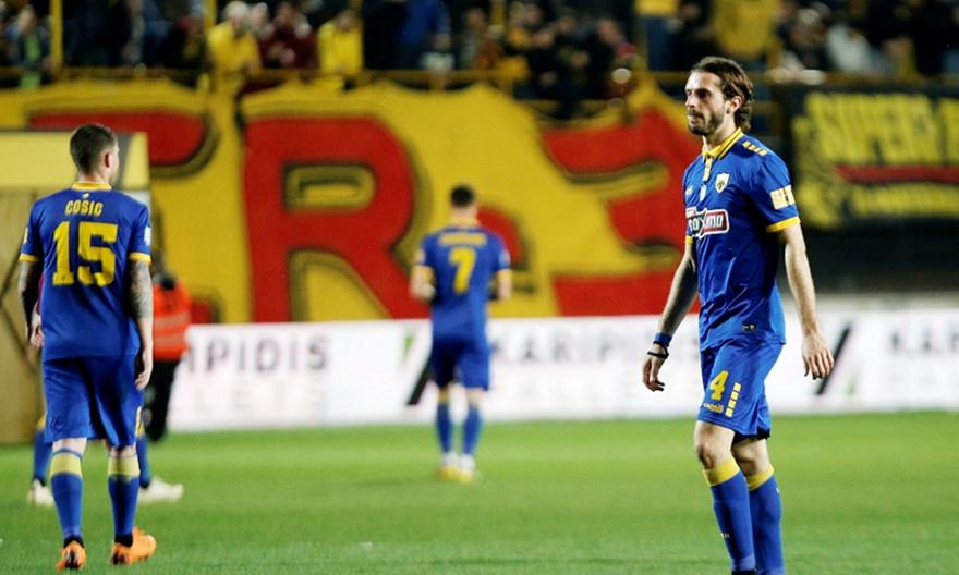 Τσακίρης: «Έμοιαζαν σαν να σκέφτονται πια μόνο το Κύπελλο κι αυτό ενοχλεί»