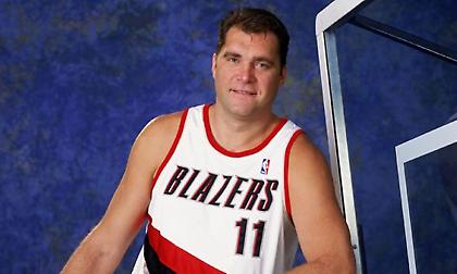 Εντυπωσιάστηκε ο Κούζμα: «Γιατί ο Σαμπόνις άργησε να έρθει στο ΝΒΑ τόσο πολύ;» (video)