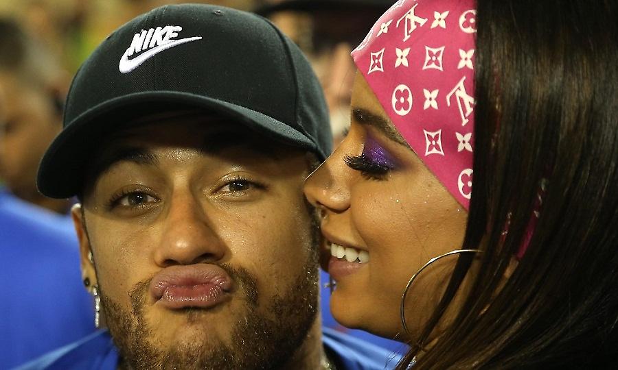 Ζωάρα ο Νεϊμάρ: Σε άλλο καρναβάλι στη Βραζιλία, με διαφορετική συνοδό (pics/video)