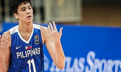 Ο 16χρονος Φιλιππινέζος σέντερ για τον οποίο «σφάζονται» μεγαθήρια της Ευρώπης
