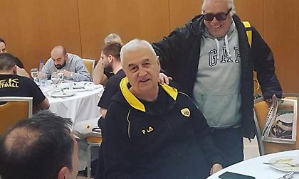 Συνάντηση με Λάκη Τσάβα στη Θεσσαλονίκη για την ΑΕΚ (pic)