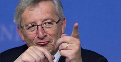 Εγκώμια Γιούνκερ για τη συμβολή του Μακρόν στη δημόσια ευρωπαϊκή συζήτηση