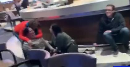 HΠΑ: Πολλοί τραυματίες σε κρουαζιερόπλοιο που έπληξαν ισχυροί άνεμοι (vid)