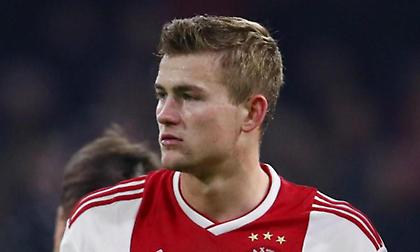 Ντε Λιχτ: «Κανείς δεν ξέρει μέχρι που μπορεί να φτάσει ο Άγιαξ»