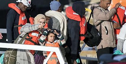 Ομάδα 87 προσφύγων διασώθηκε στα ανοικτά της Λαμπεντούζα