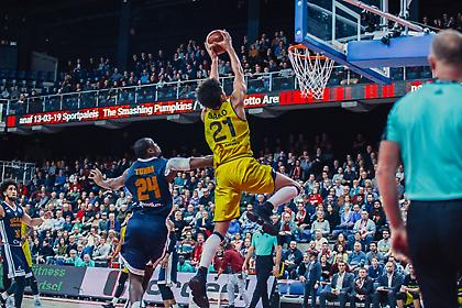 «Προίκα» +8 στο φινάλε για Αντβέρπ