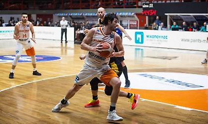 Ο «ζεστός» Τόνι Μέιερ παρέσυρε τον Προμηθέα σε ρυθμούς οκτάδας