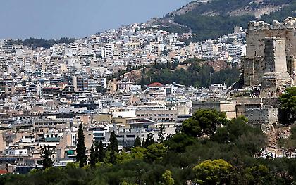 Αναζητείται συμβιβασμός θεσμών - κυβέρνησης για την α' κατοικία