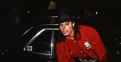 Τι λένε τα αρχεία του FBI για την παιδεραστία του Μάικλ Τζάκσον (pic)