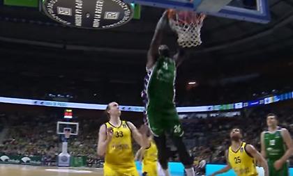 Τρομερά καρφώματα στο Top 5 του Eurocup (video)