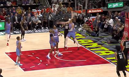 Φοβερά καρφώματα Κούρουκς και Τάουνς στο Top 10 (video)