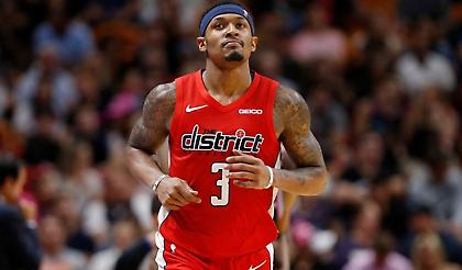 Πάλευε μόνος του ο Μπράντλεϊ Μπιλ (video)