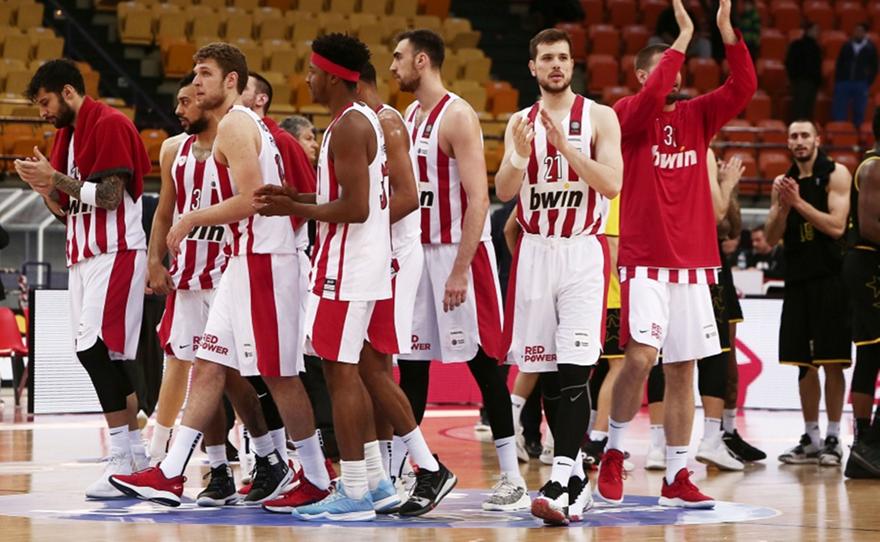 Ζέρβας: «Ήταν διαφορετικό το κλίμα πριν τη νίκη στον Ολυμπιακό»