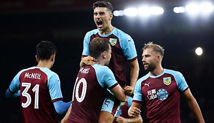 «Πάγωσε» τη Λίβερπουλ με απευθείας κόρνερ η Μπέρνλι (video)