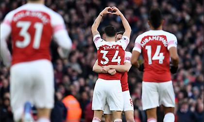 Προσγείωσε και προσπέρασε τη Γιουνάιτεντ η Άρσεναλ