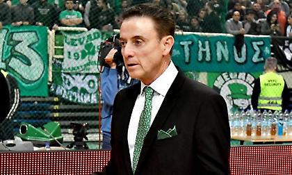 Πιτίνο: «Κοιμάμαι ελάχιστα αλλά αναπνέω, τρώω και ξεδιψάω με το μπάσκετ»!