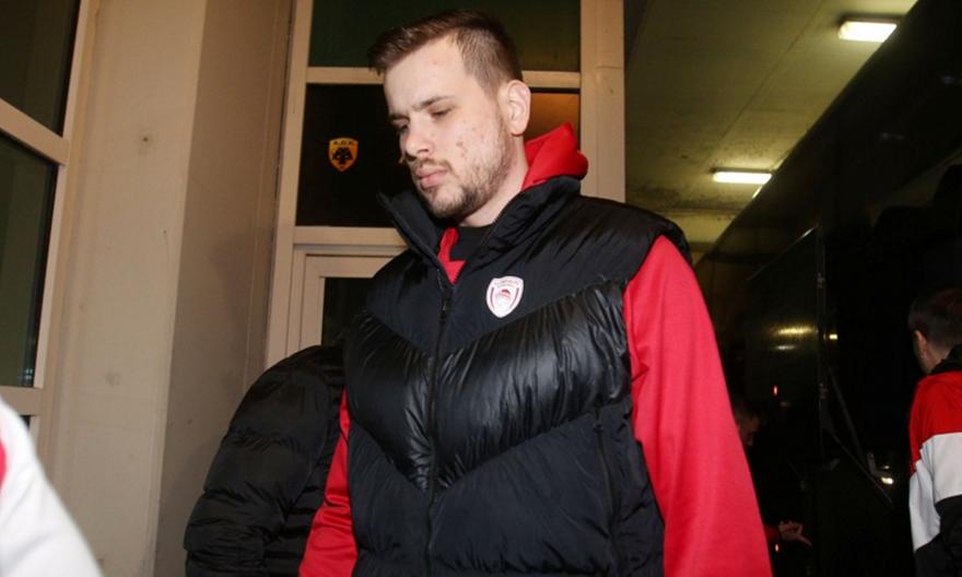 Με Αγραβάνη αντί Μπόγρη στο Λαύριο