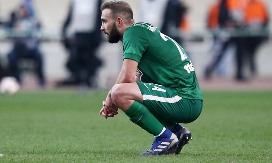 Νοκ-άουτ για τρεις εβδομάδες ο Μαυρομμάτης, θέμα και με Καμπετσή