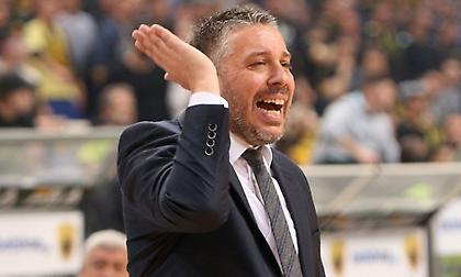 Παπαθεοδώρου: «Υπερήφανος για τους παίκτες μου, βγάλαμε μόνοι μας τα μάτια μας»