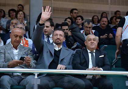 Οργισμένο tweet Τούρκογλου κατά FIBA για τη διαιτησία!